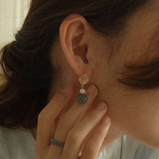 Vintage Essence (with Pearl) Earring