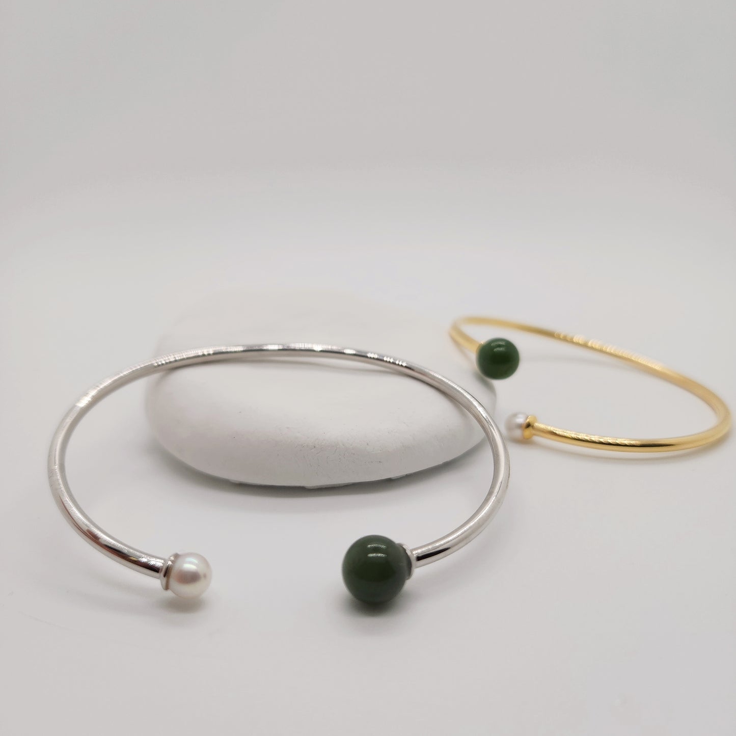 Jade × Pearl Harmony Bangle