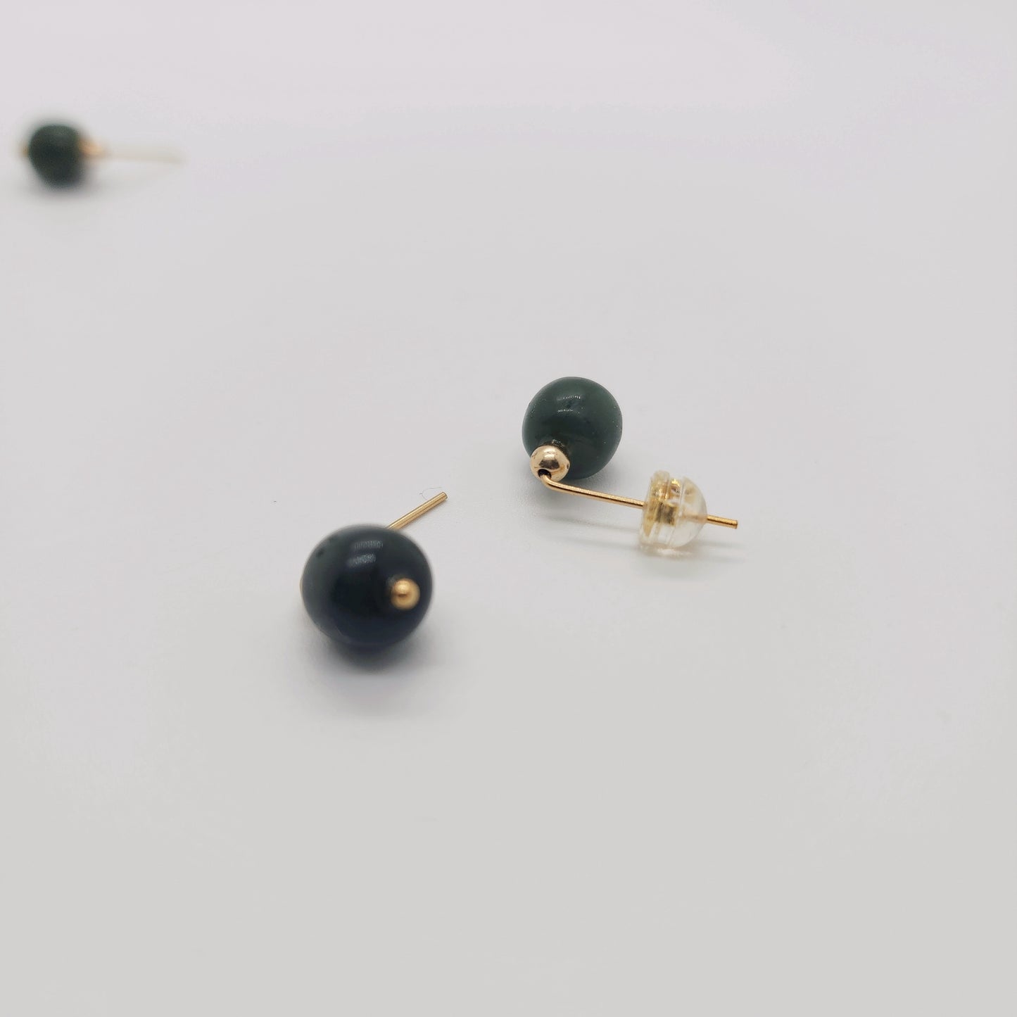 Bulb Jade Earring